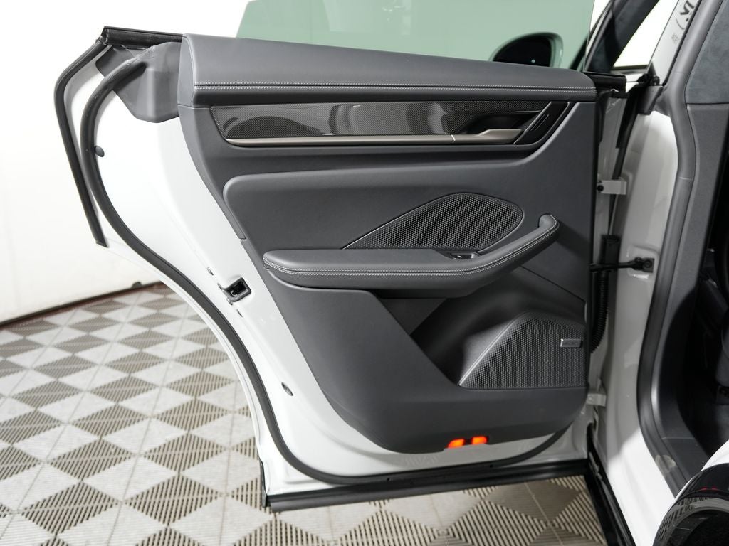 2026 Porsche Macan Electric Turbo