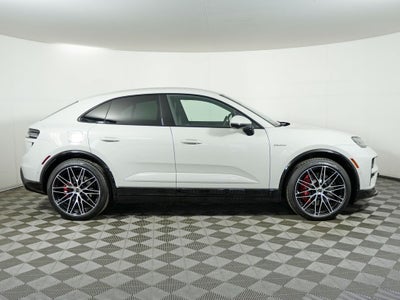2026 Porsche Macan Electric Turbo