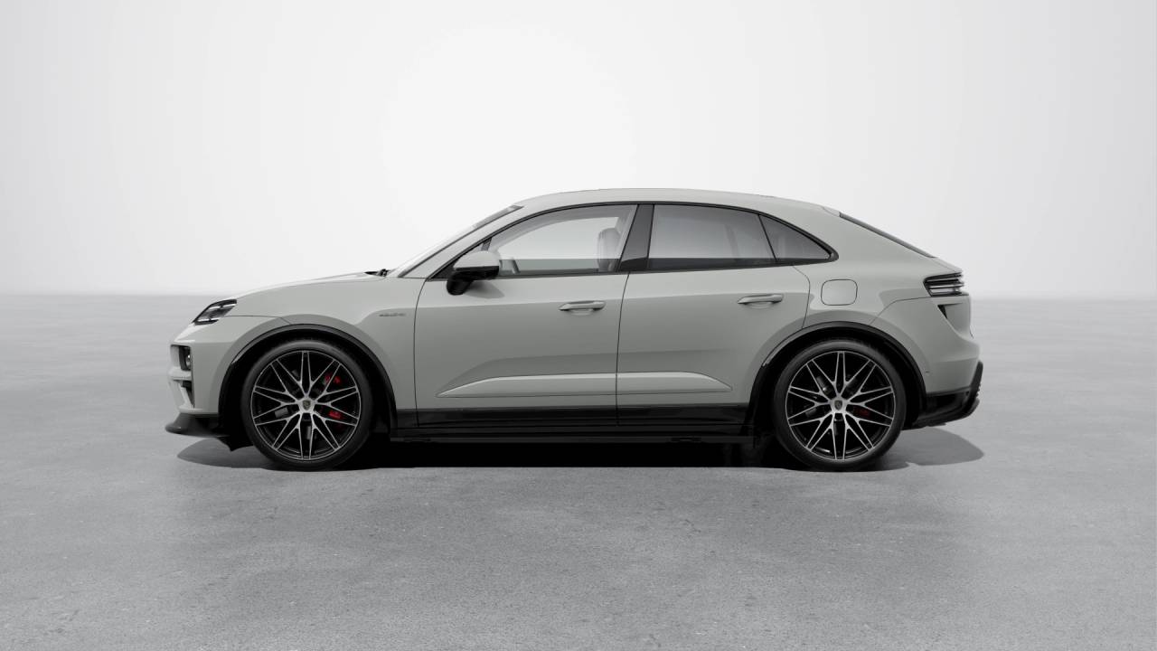 2026 Porsche Macan Electric Turbo