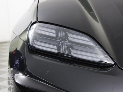 2025 Porsche Macan Electric Turbo