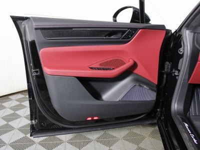 2025 Porsche Macan Electric Turbo