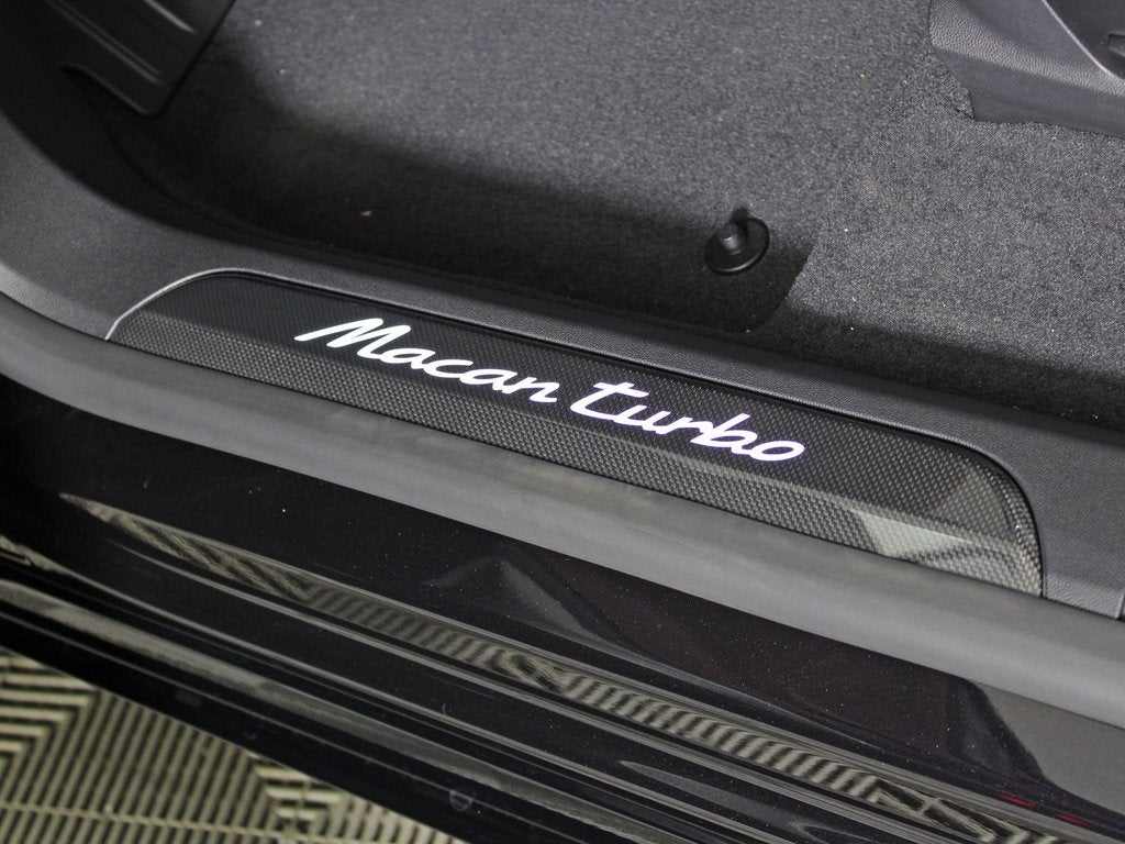 2025 Porsche Macan Electric Turbo
