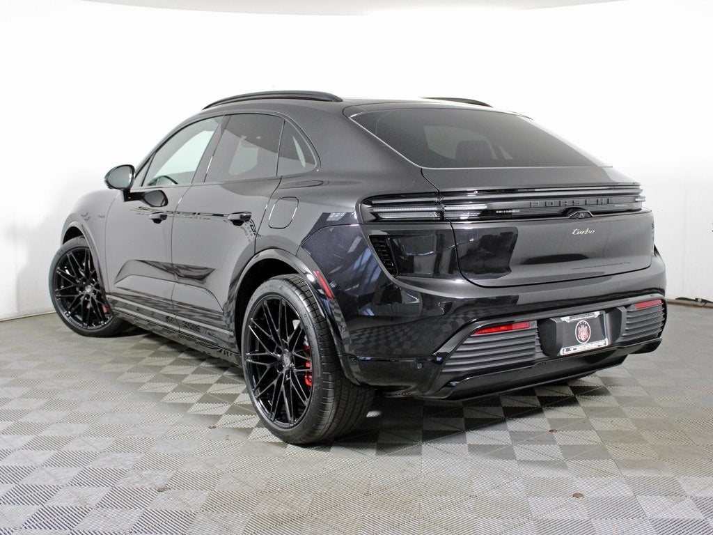 2025 Porsche Macan Electric Turbo