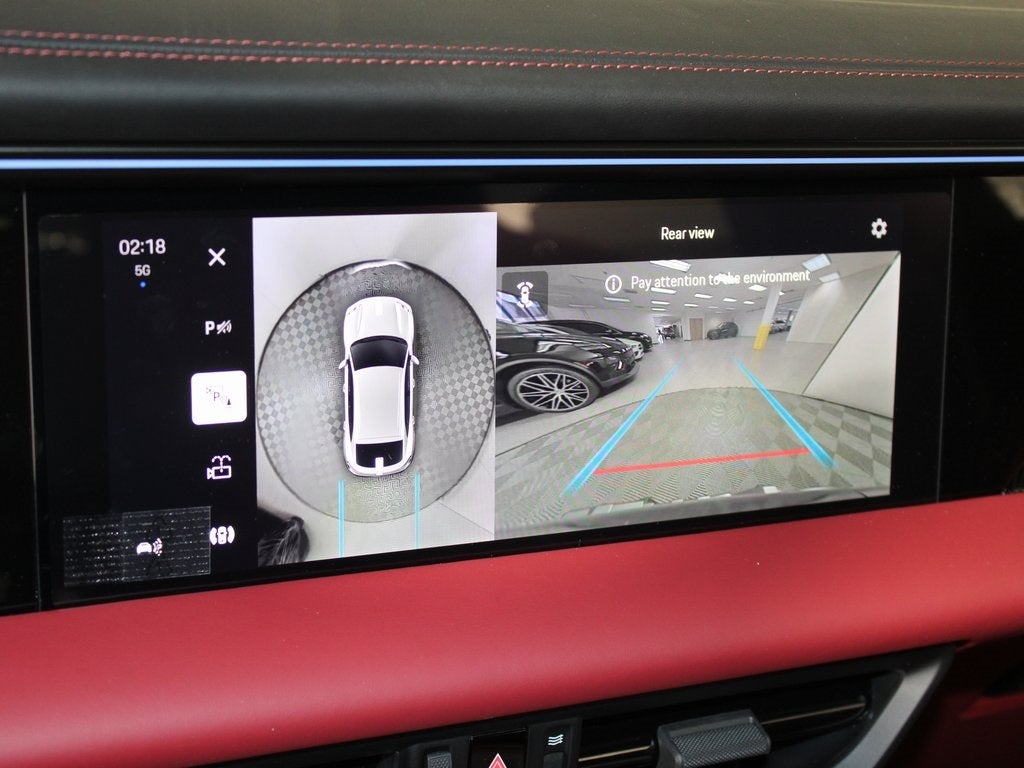 2025 Porsche Macan Electric Turbo