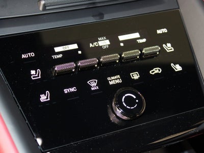 2025 Porsche Macan Electric Turbo