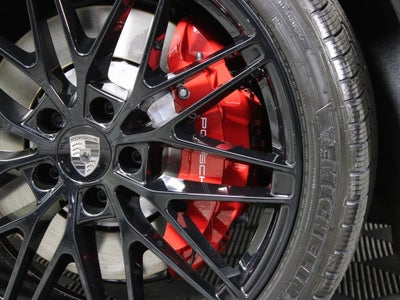 2025 Porsche Macan Electric Turbo