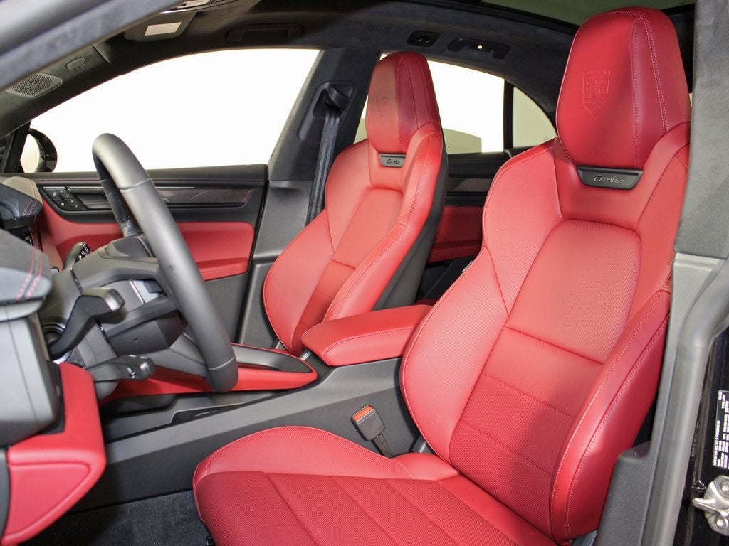 2025 Porsche Macan Electric Turbo