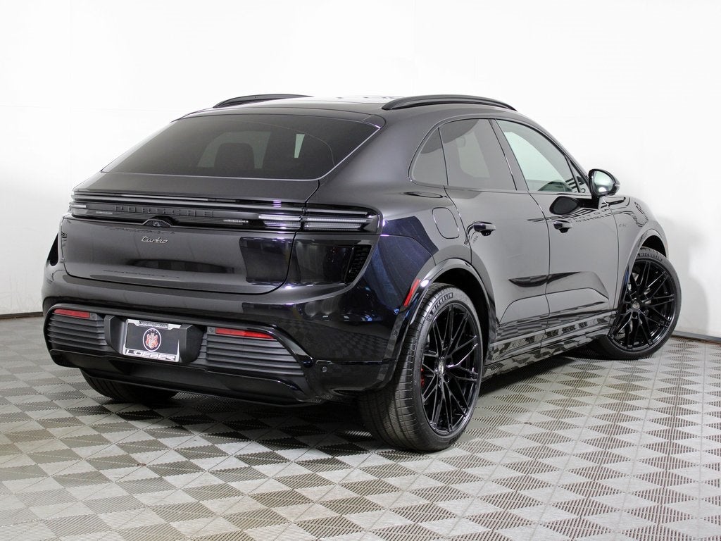 2025 Porsche Macan Electric Turbo