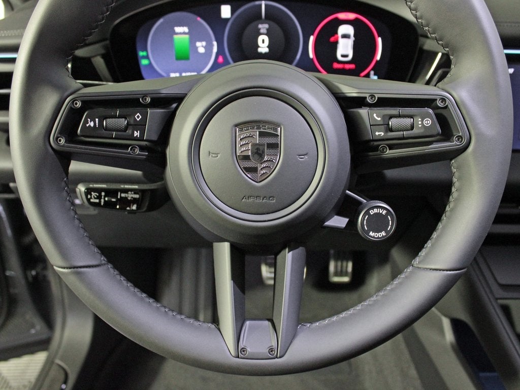 2025 Porsche Macan Electric Turbo