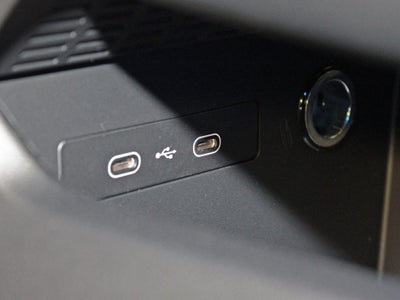 2025 Porsche Macan Electric Turbo