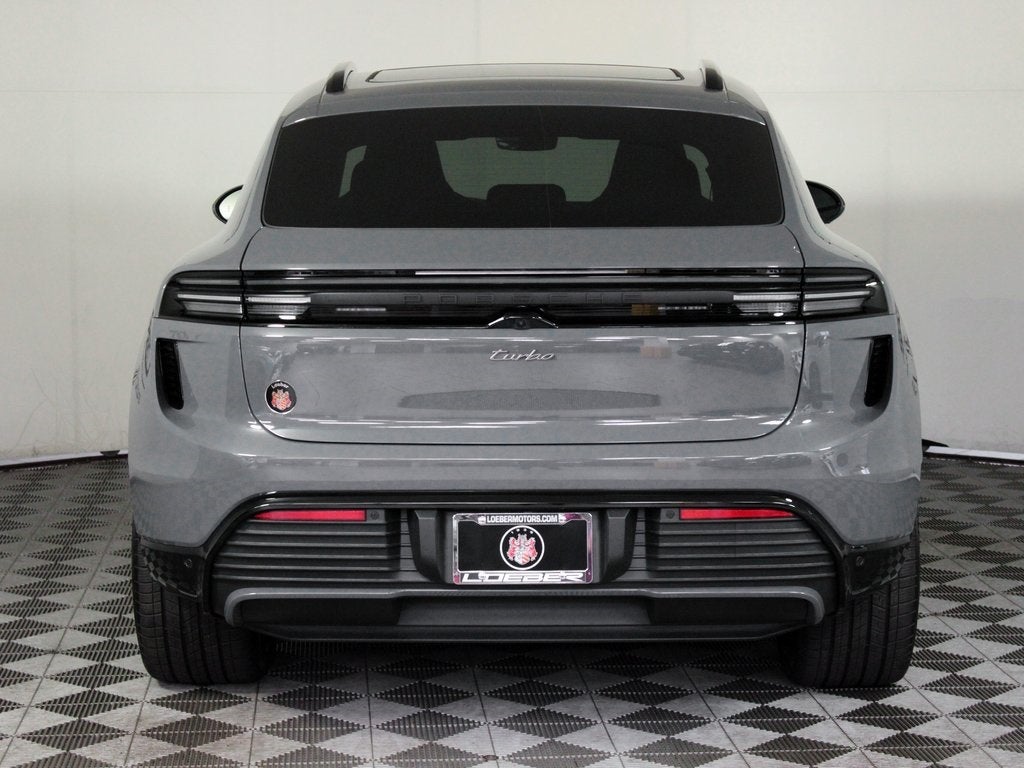 2025 Porsche Macan Electric Turbo