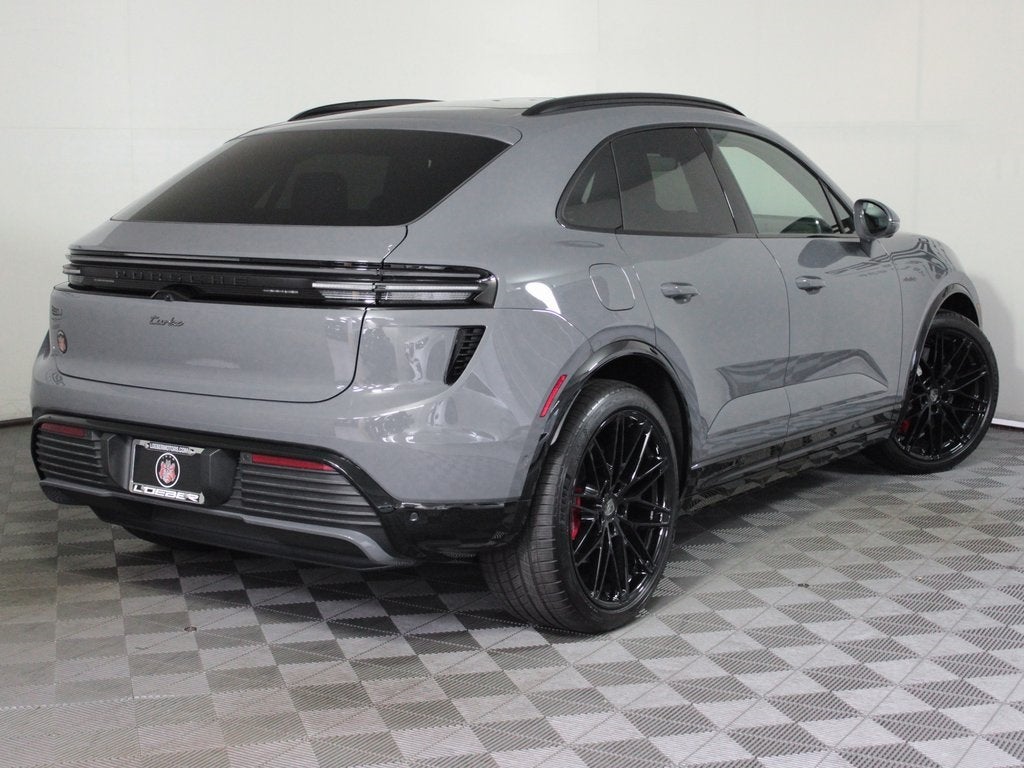 2025 Porsche Macan Electric Turbo