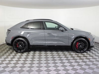 2025 Porsche Macan Electric Turbo