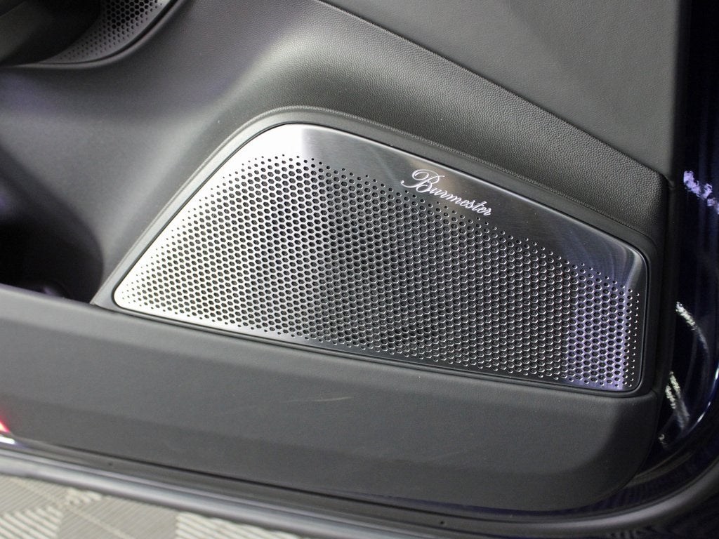 2025 Porsche Macan Electric Turbo