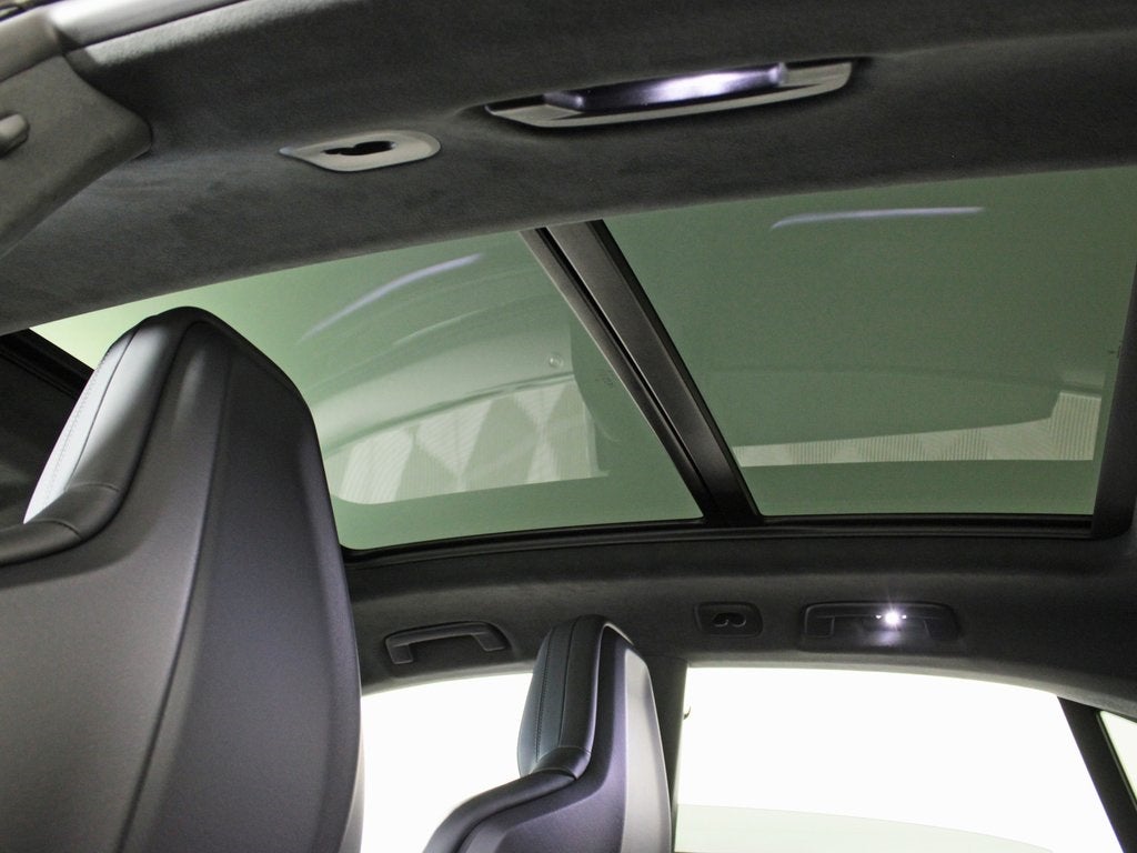 2025 Porsche Macan Electric Turbo