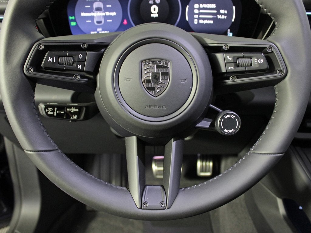 2025 Porsche Macan Electric Turbo