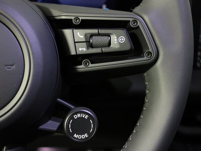 2025 Porsche Macan Electric Turbo