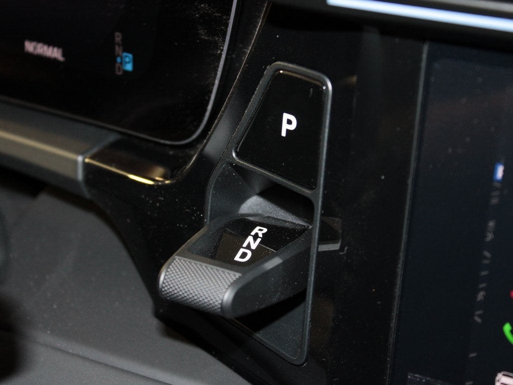 2025 Porsche Macan Electric Turbo