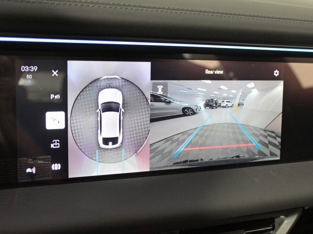 2025 Porsche Macan Electric Turbo