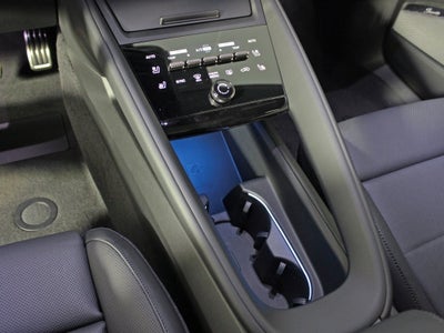 2025 Porsche Macan Electric Turbo