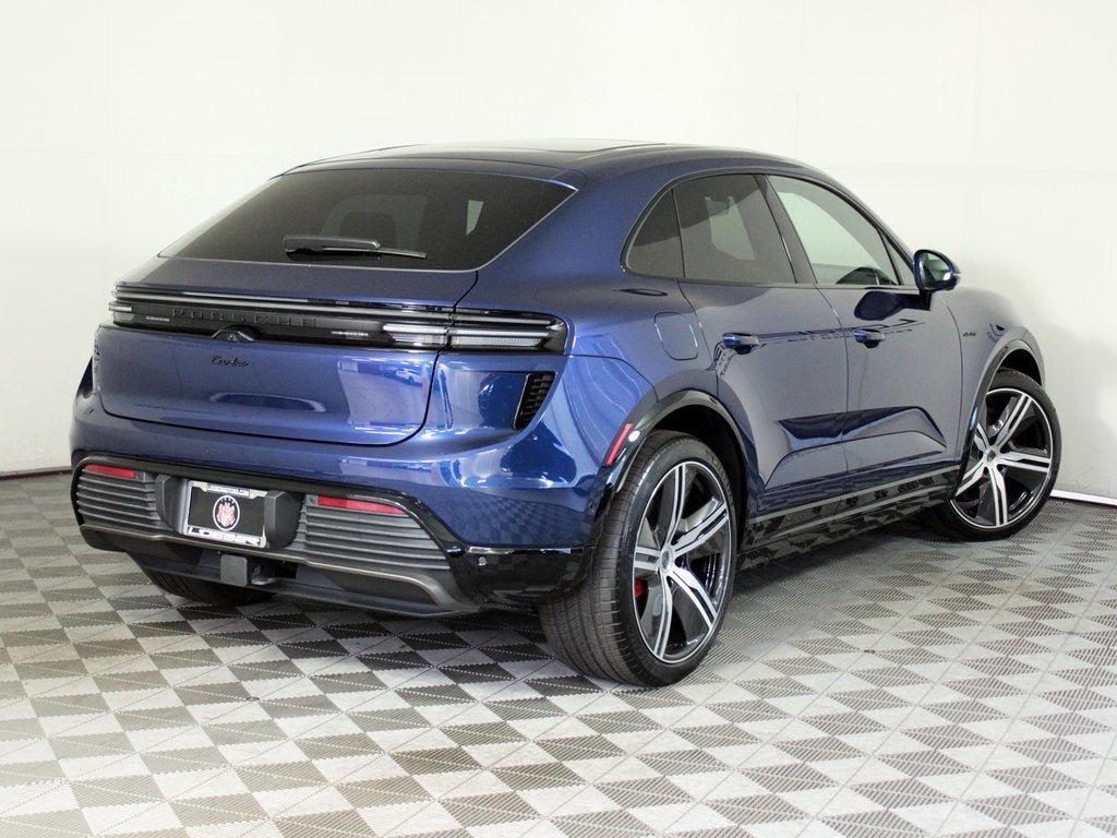 2025 Porsche Macan Electric Turbo