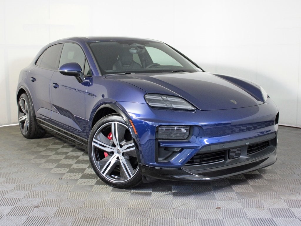 2025 Porsche Macan Electric Turbo