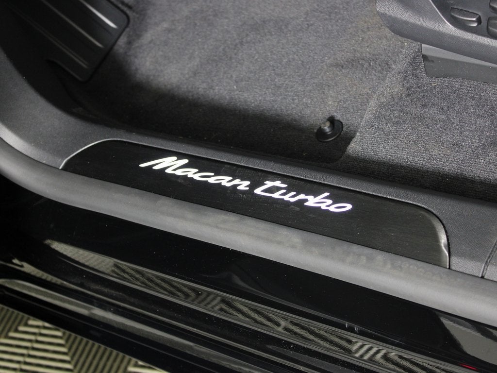 2025 Porsche Macan Electric Turbo