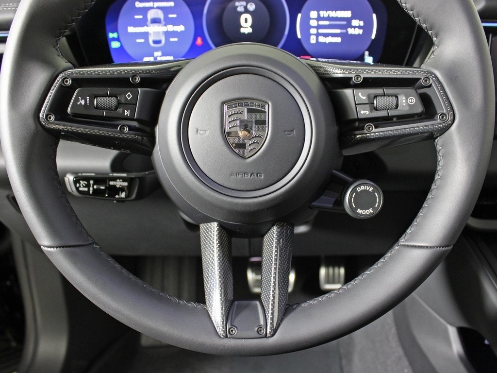 2025 Porsche Macan Electric Turbo