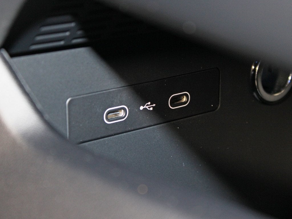 2025 Porsche Macan Electric Turbo