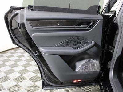 2025 Porsche Macan Electric Turbo