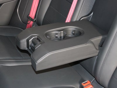 2025 Porsche Macan Electric Turbo