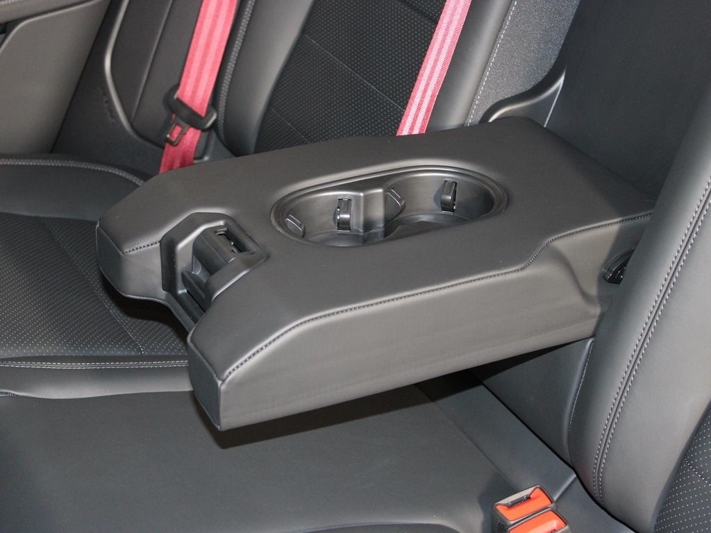 2025 Porsche Macan Electric Turbo