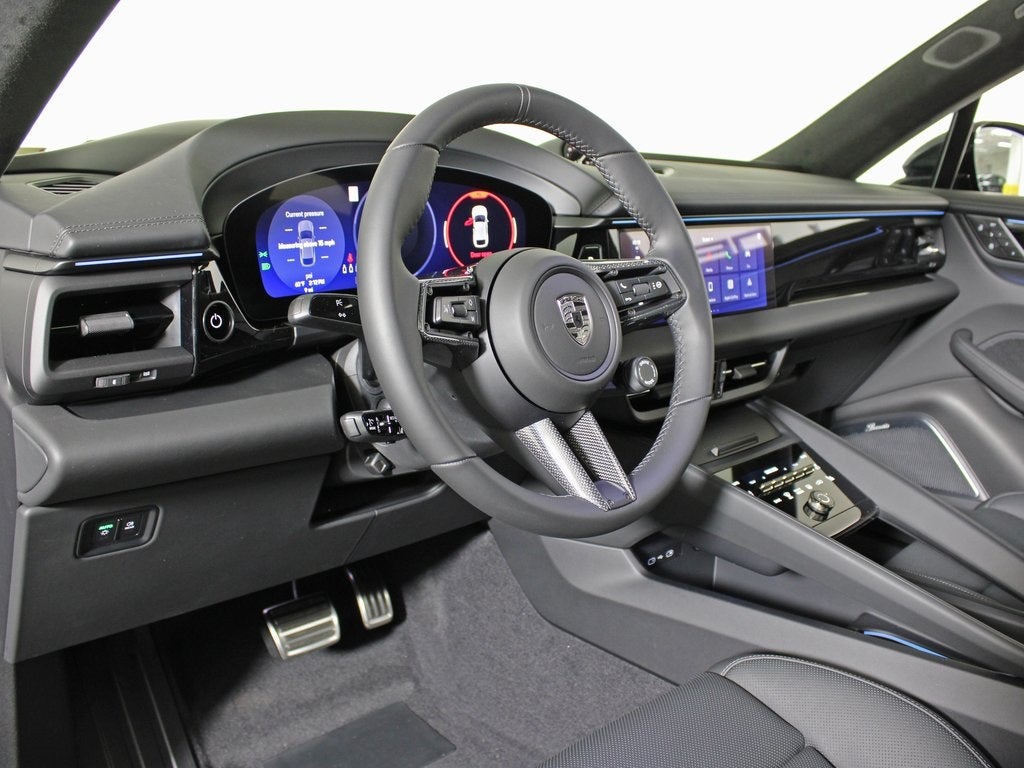 2025 Porsche Macan Electric Turbo