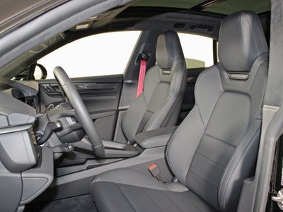 2025 Porsche Macan Electric Turbo