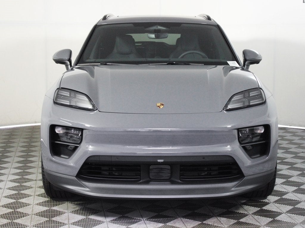 2025 Porsche Macan Electric Base