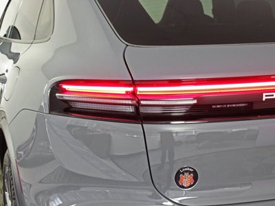 2025 Porsche Macan Electric Base