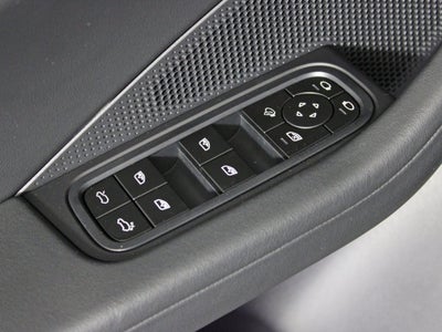 2025 Porsche Macan Electric Base