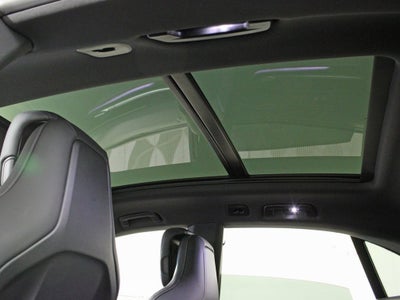 2025 Porsche Macan Electric Base