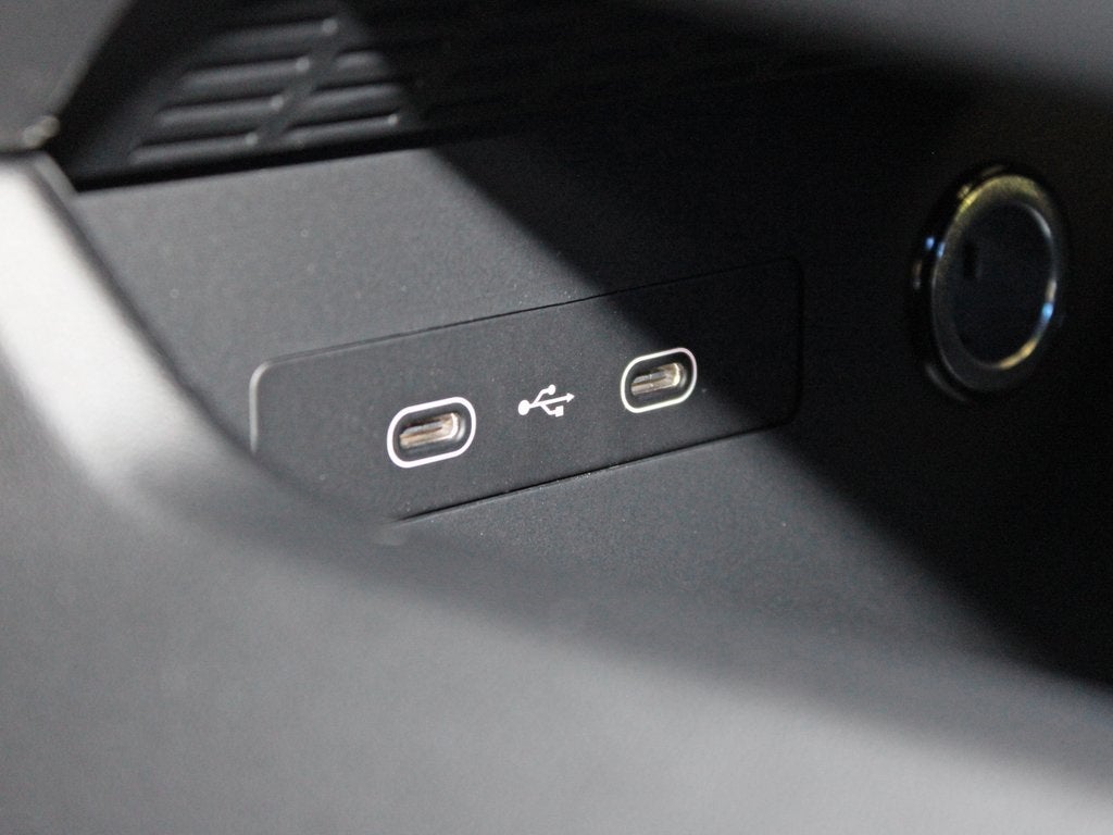 2025 Porsche Macan Electric Base