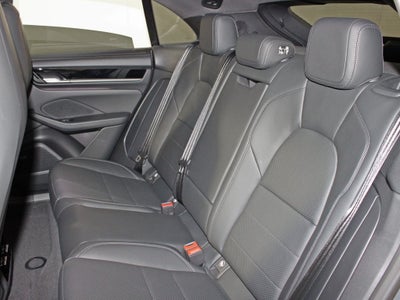 2025 Porsche Macan Electric Base