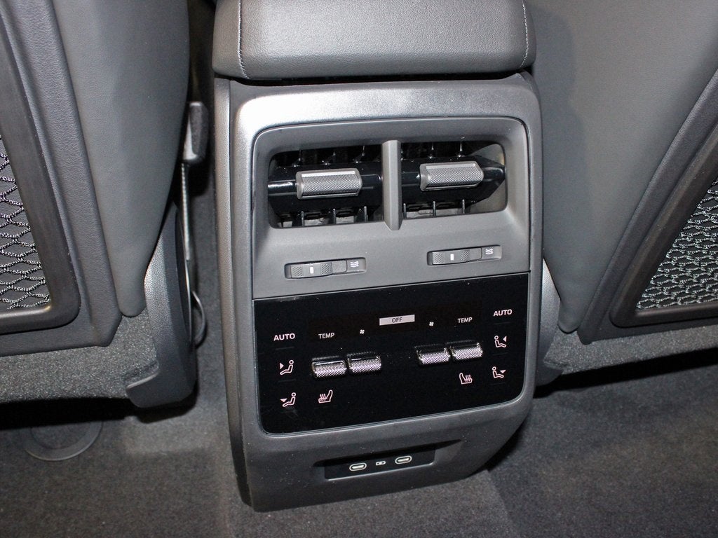 2025 Porsche Macan Electric Base