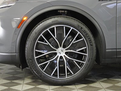 2025 Porsche Macan Electric Base