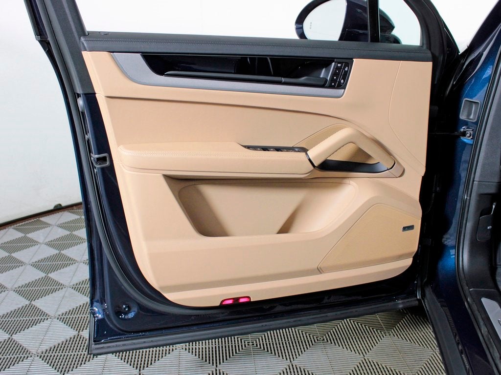 2026 Porsche Cayenne E-Hybrid