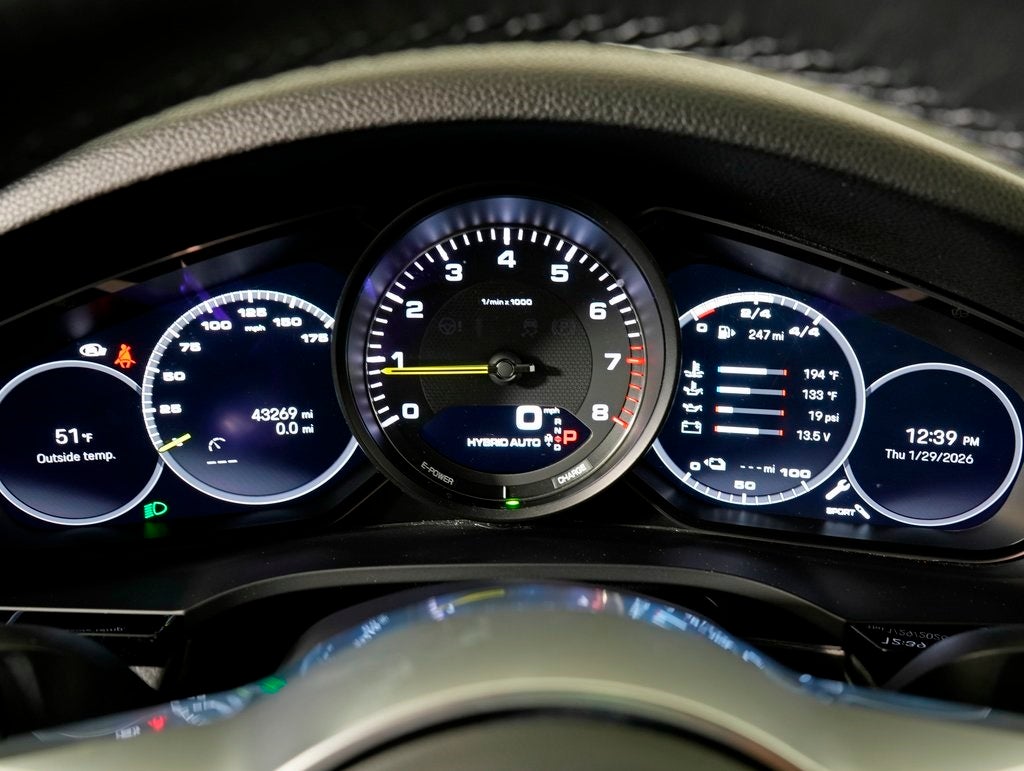 2022 Porsche Cayenne Platinum Edition Cayenne E-Hybrid