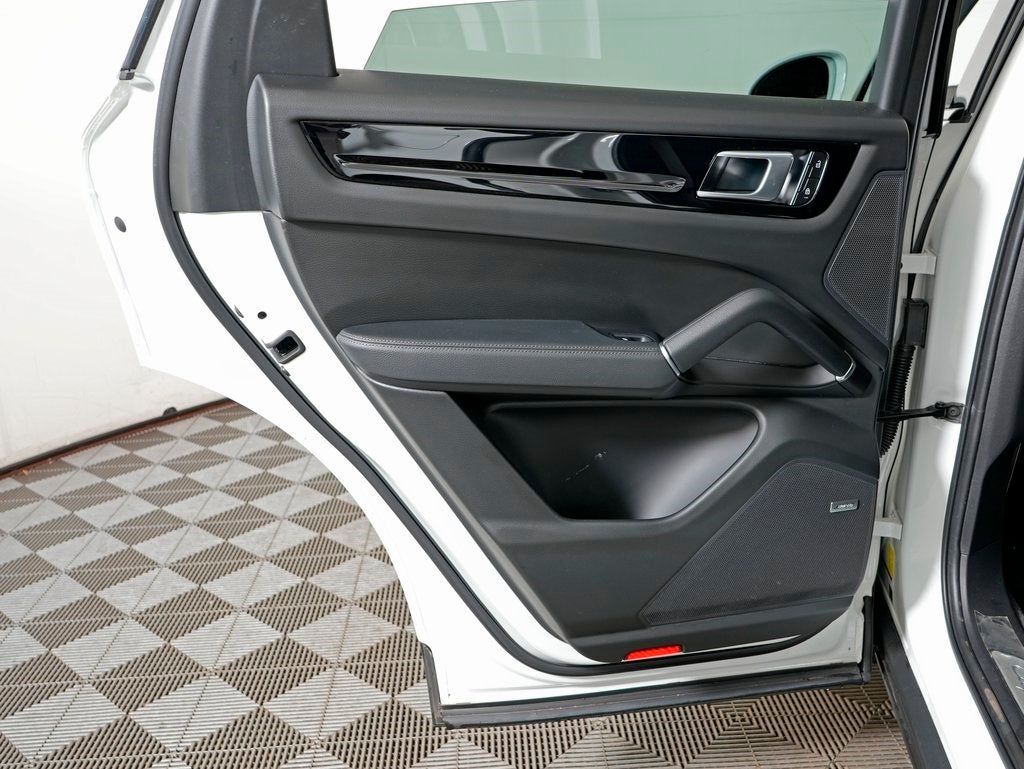 2022 Porsche Cayenne Platinum Edition Cayenne E-Hybrid