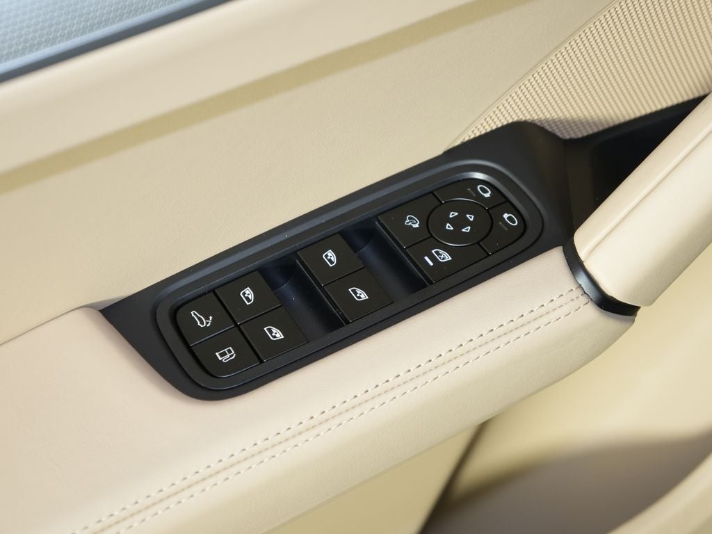 2026 Porsche Cayenne E-Hybrid