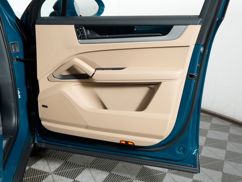 2026 Porsche Cayenne E-Hybrid