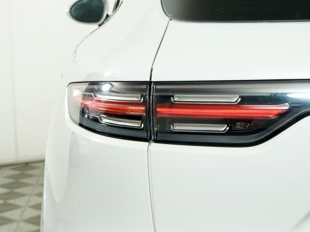 2022 Porsche Cayenne Cayenne E-Hybrid