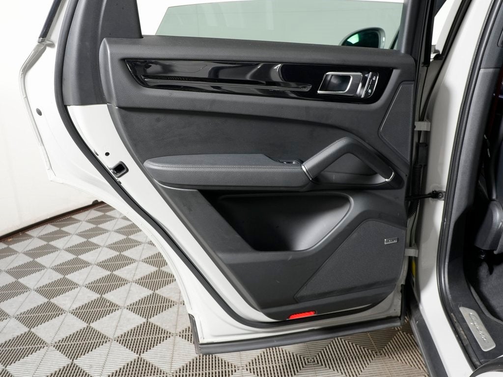 2022 Porsche Cayenne Cayenne E-Hybrid