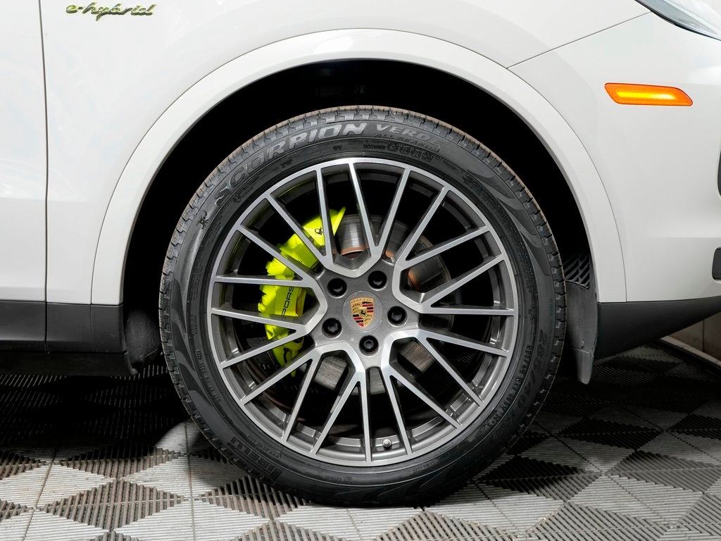 2022 Porsche Cayenne Cayenne E-Hybrid